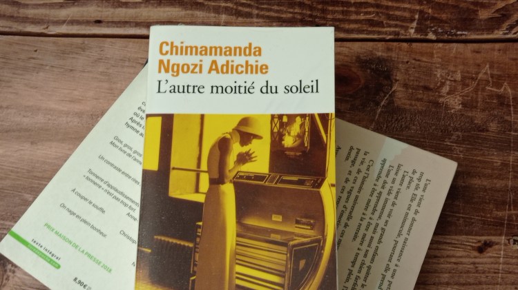 autre moitié du soleil livre chimamanda ngozie